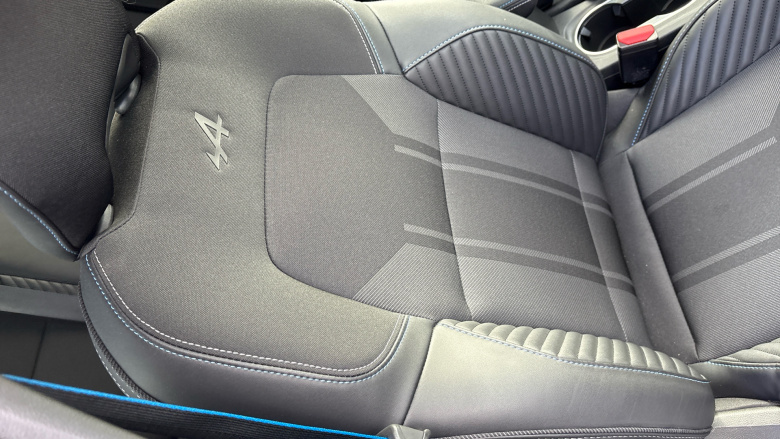 Renault Symbioz 1.6 E-Tech FHEV 145 Techno Esprit Alpine 5dr Auto Hybrid Estate